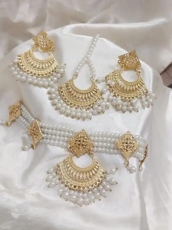 New Pearl Jewelry set Pearl Choker Necklace Set & Maang Tikka