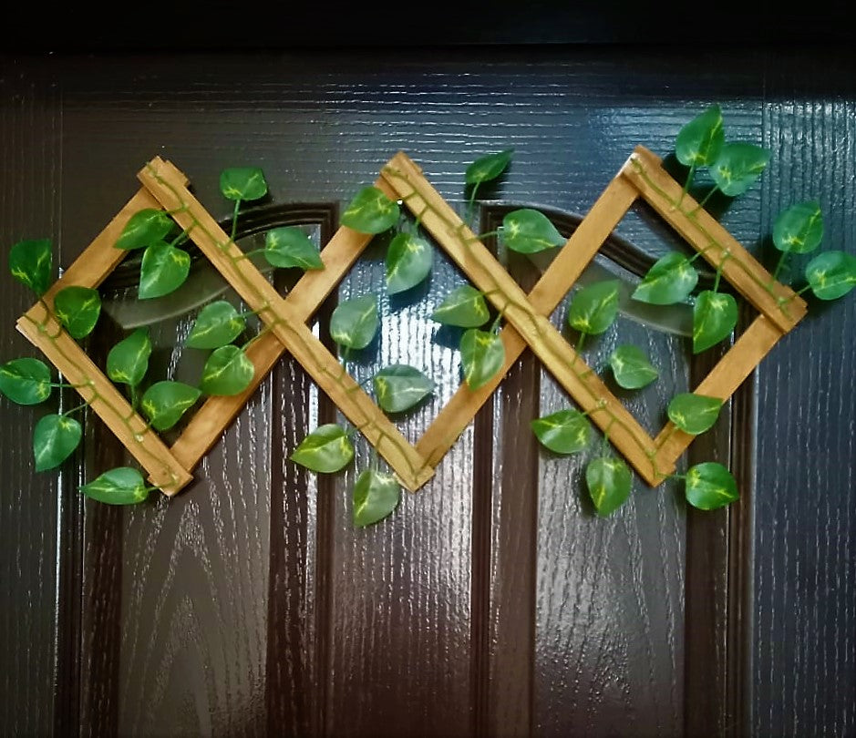 Artificial Money Plant Wooden Green Leaf Fence 2 Feet Retractable Climbing Frame for Home