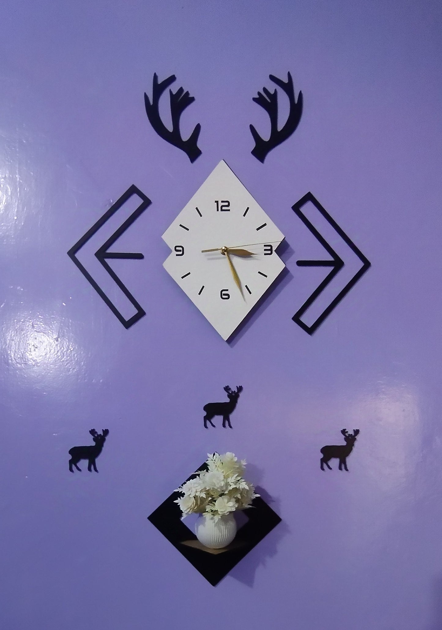 Creative Design Wall Clock Big size 18in x 24in