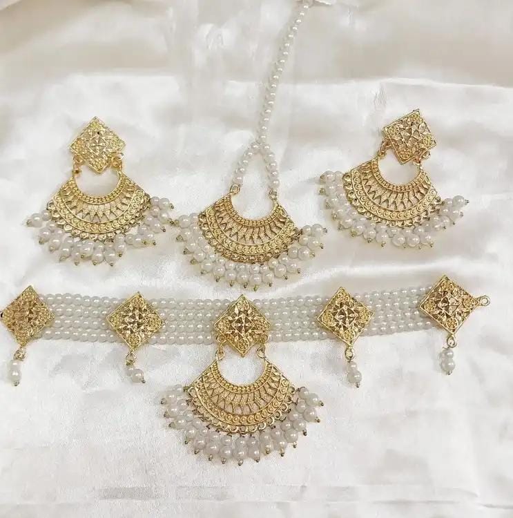 New Pearl Jewelry set Pearl Choker Necklace Set & Maang Tikka