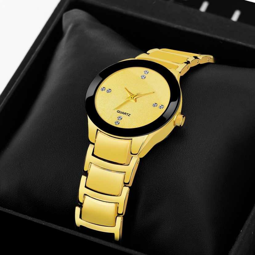 Luxurious Ladies Golden Fashion Watch 100% Imported Quality Classical Collection