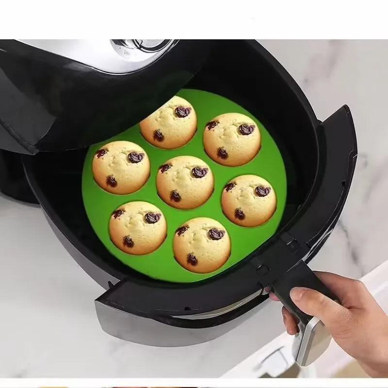 7-Hole Airfryer Accessory - Silicone Pot Muffin Cup Mold for Delicious Cakes & Pastries