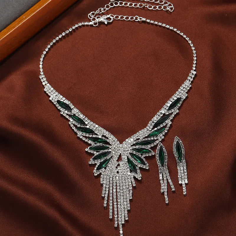 3 PCS Exquisite Super Sparkling White Stone Necklace Earrings Earclip Set