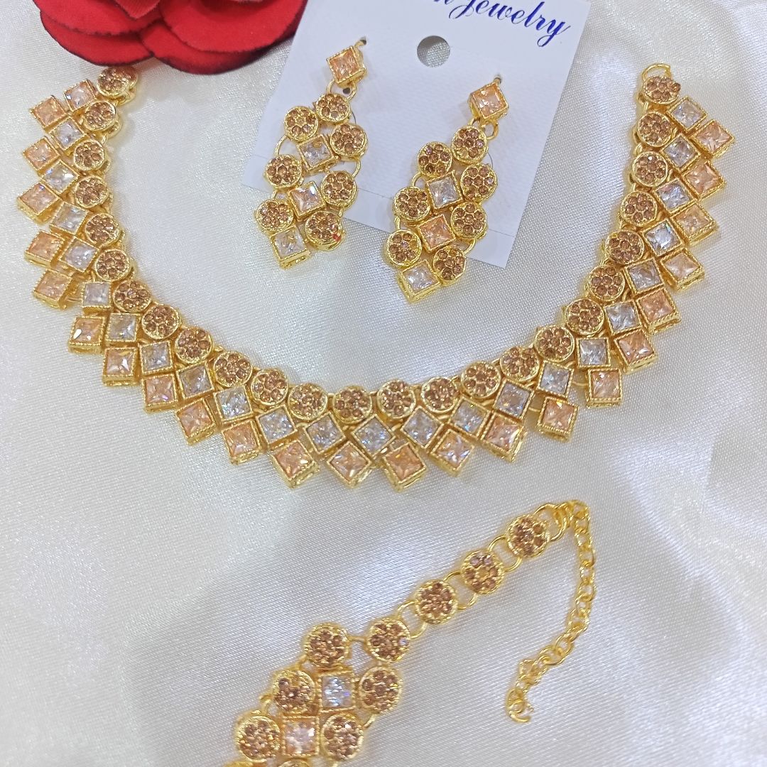 Golden Crestal Jewellery Badam Style Jadao Nagina Jewellery Set