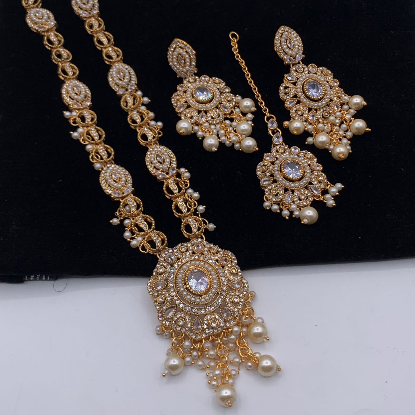 Zarqoon Mala With Jumki Teeka