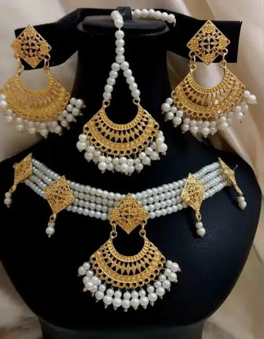 New Pearl Jewelry set Pearl Choker Necklace Set & Maang Tikka