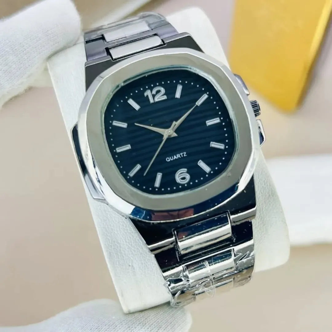 Luxury Men Watch Quartz Movement Clourful Stainless Steel Chain Watches