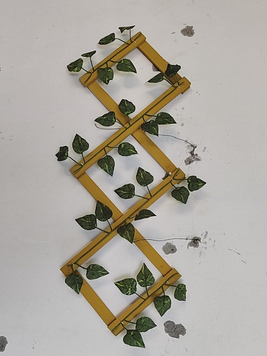 Artificial Money Plant Wooden Green Leaf Fence 2 Feet Retractable Climbing Frame for Home