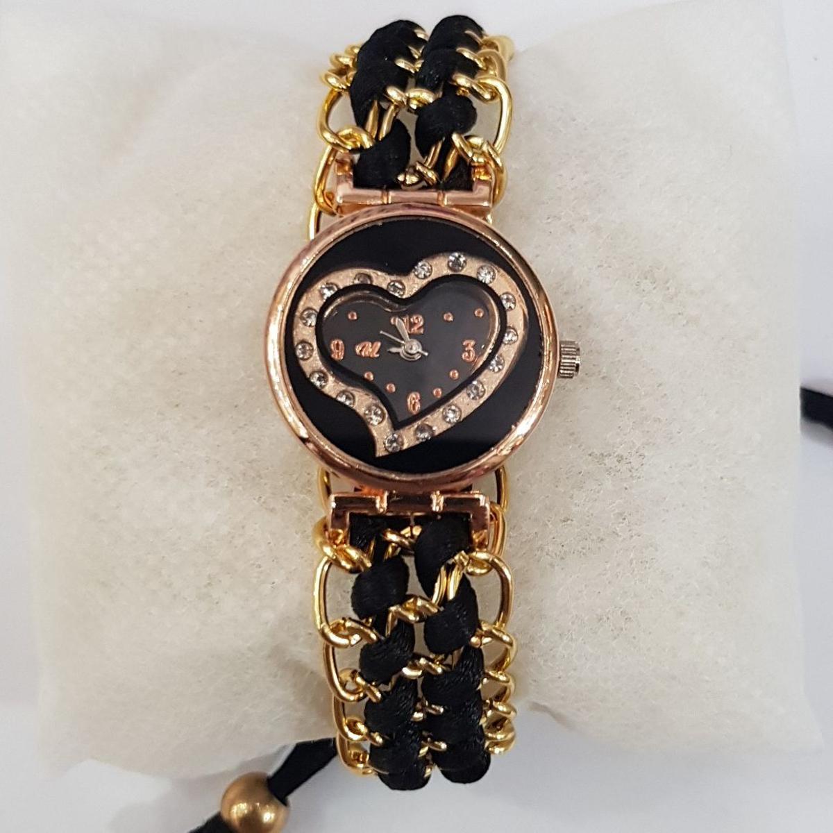 New Arrival 2026 Black Bracelet Watch Heart Shape For Girl-Woman