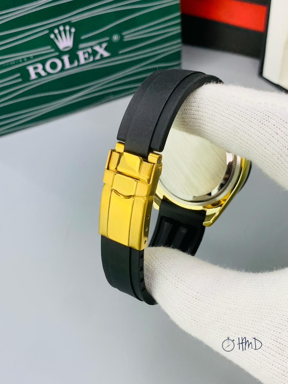 Rolex-Style Oyster Perpetual Cosmograph – Black Dial, Rubber Strap