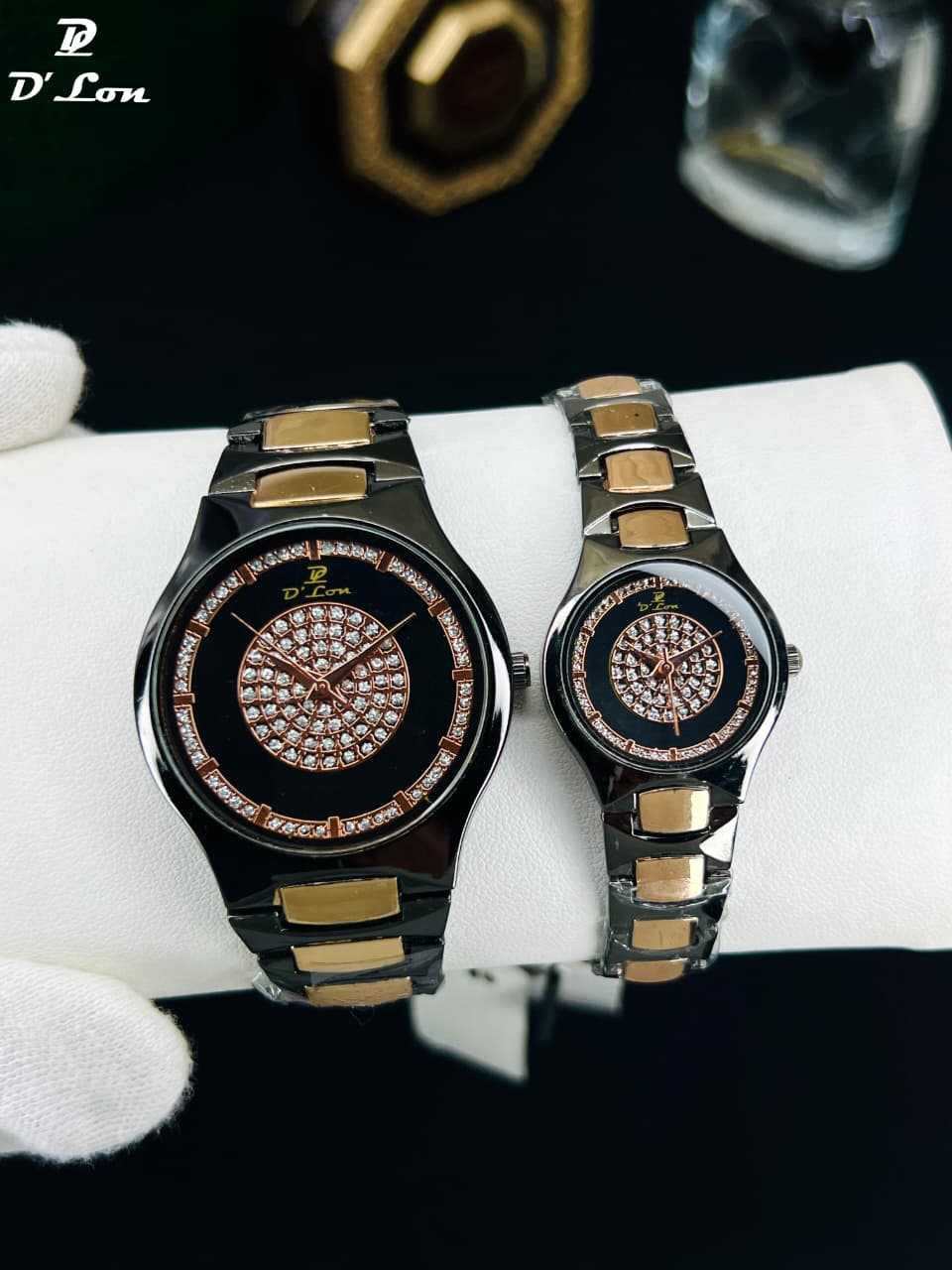 D Lon couple set watches